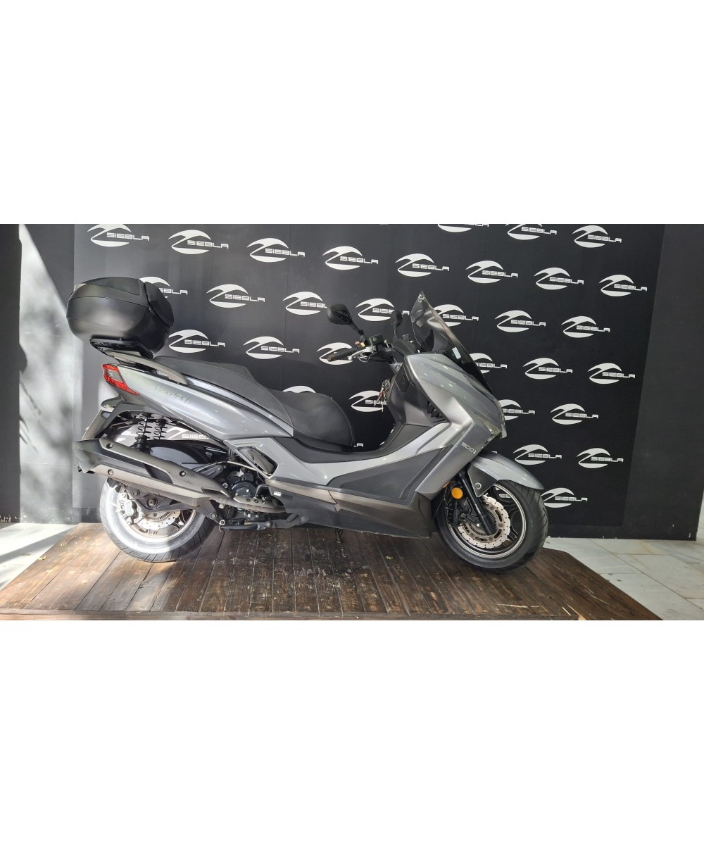 Pre-owned 2018 KYMCO Grand Dink 300 | 38,332 km | €2,299 | Siebla
