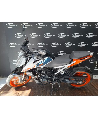 Pre-owned 2023 KTM 125 Duke | 11,739 km | €3,499 | Siebla 2