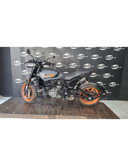 Indian FTR 1200 2025 | 4.300 km