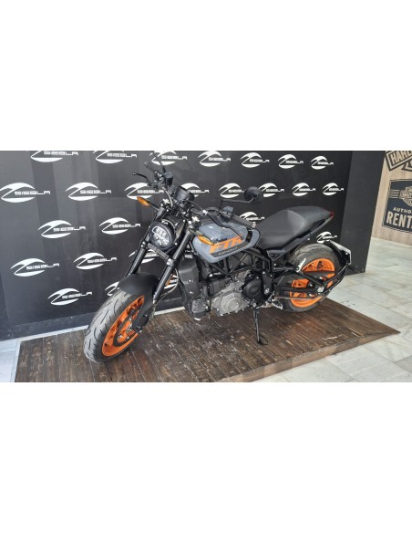 Indian FTR 1200 2025 | 4.300 km