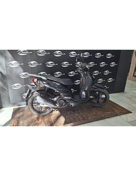 Peugeot Tweet 125 2021 | 1.242 km