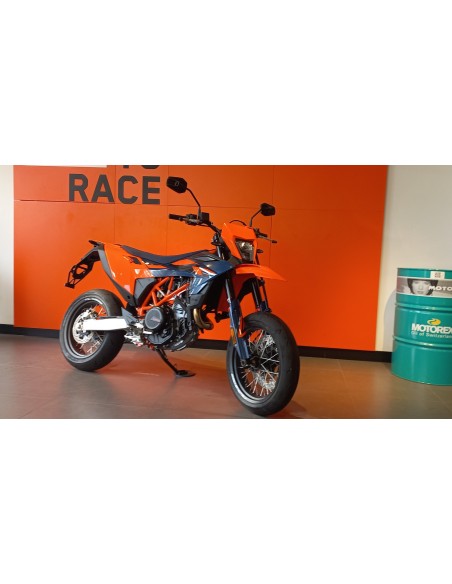 KTM 690 SMC R 2026 | 0 km