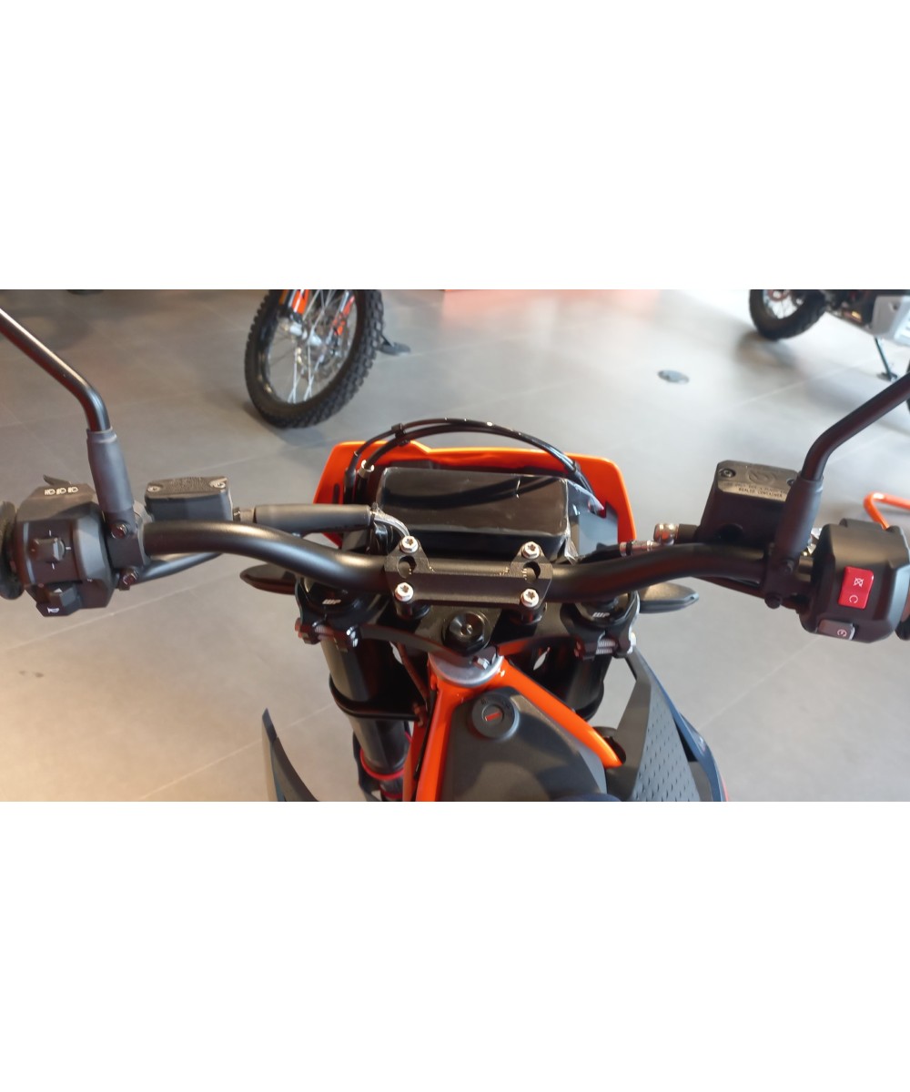 KTM 690 SMC R 2026 | 0 km