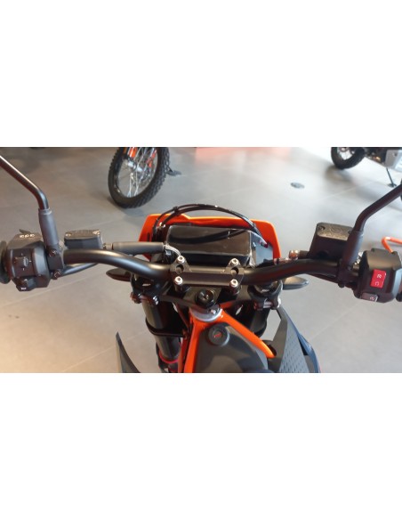 KTM 690 SMC R 2026 | 0 km