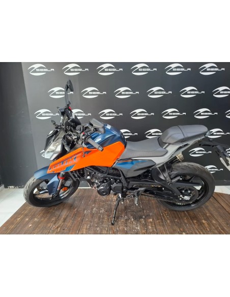 KTM 125 Duke 2025 | 5.916 km