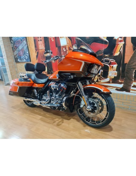 HARLEY DAVIDSON CVO Road Glide en Siebla