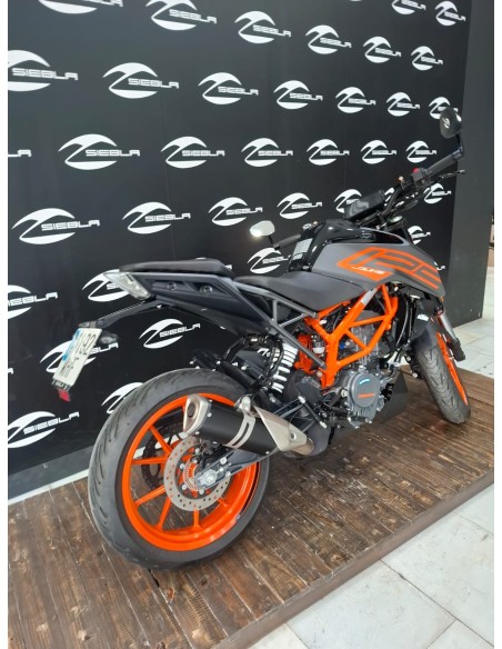 KTM 125 Duke 2023 | 4.302 km