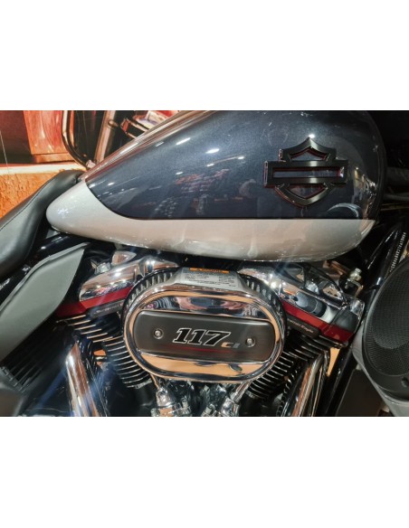 HARLEY DAVIDSON CVO Street Glide en Siebla