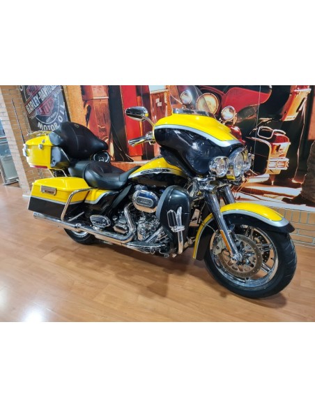 Harley‑Davidson Electra Glide CVO Screamin Eagle 2013 | 53.317 km | 19.990€