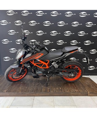 KTM 125 Duke 2023 | 11.359 km 2