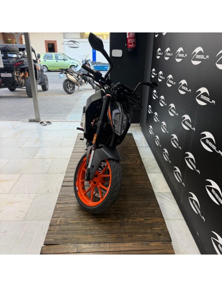 KTM 125 Duke 2023 | 11.359 km