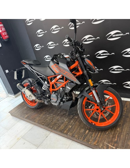 KTM 125 Duke 2023 | 11.359 km