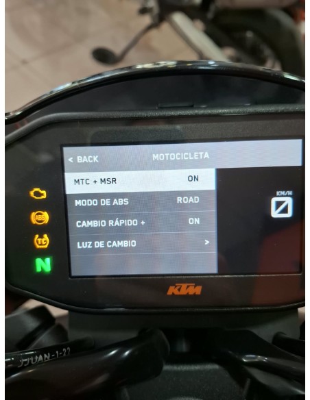 KTM 890 Duke GP 2022 | 12.865 km