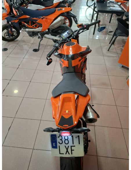 KTM 890 Duke GP 2022 | 12.865 km