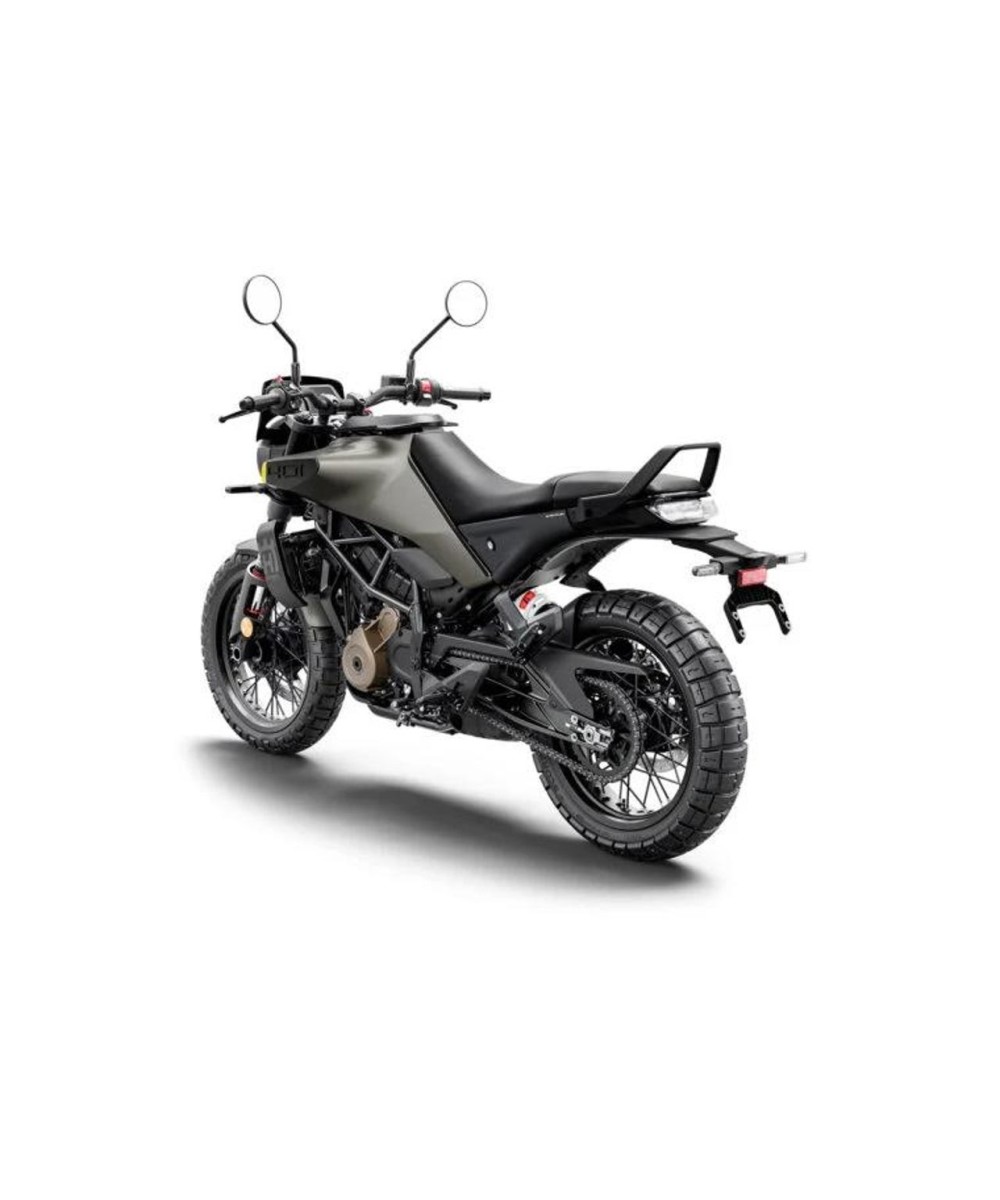 HUSQVARNA SVARTPILEN 401 en Siebla