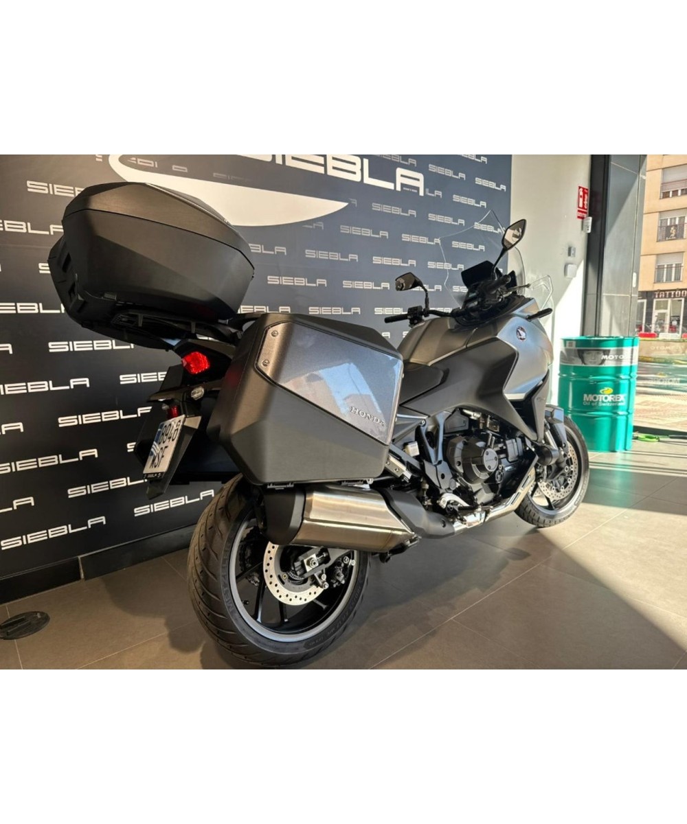Honda NT1100 DCT | 9.000 km | Maletas originales | 13.500€ | Málaga