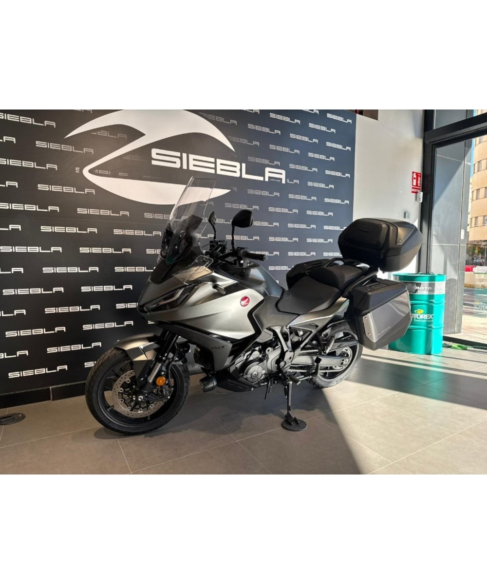Honda NT1100 DCT | 9.000 km | Maletas originales | 13.500€ | Málaga