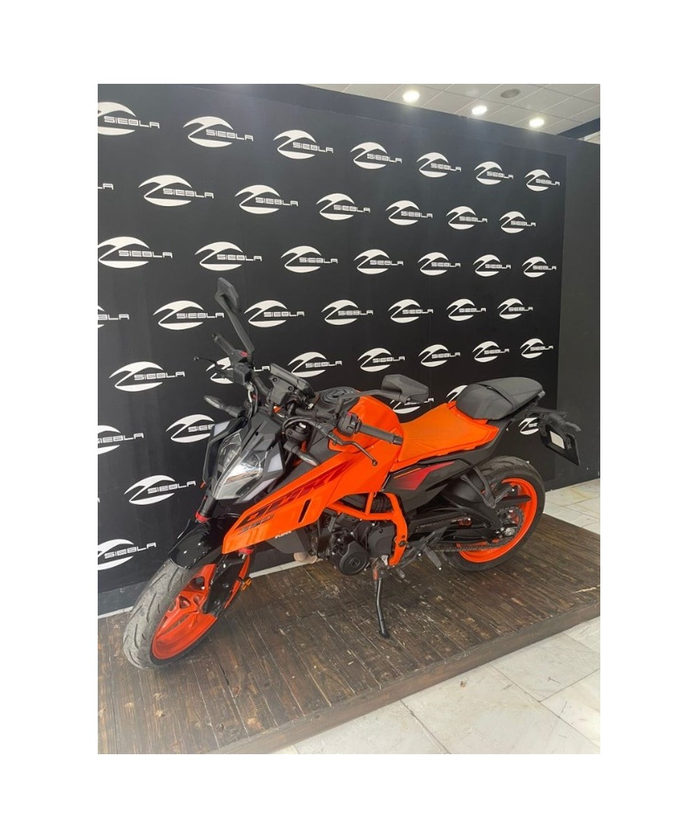 KTM 390 Duke 2025 | 9.526 km | Seminueva | 4.799€