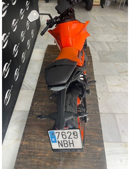 KTM 390 Duke 2025 | 9.526 km | Seminueva | 4.799€