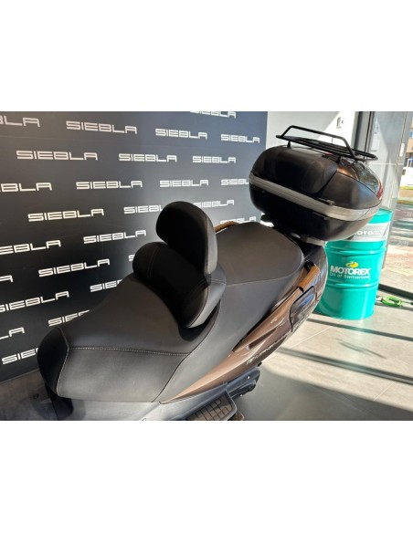 Suzuki Burgman 650 Executive 2007 | 70.241 km | Distintivo C | 3.700€