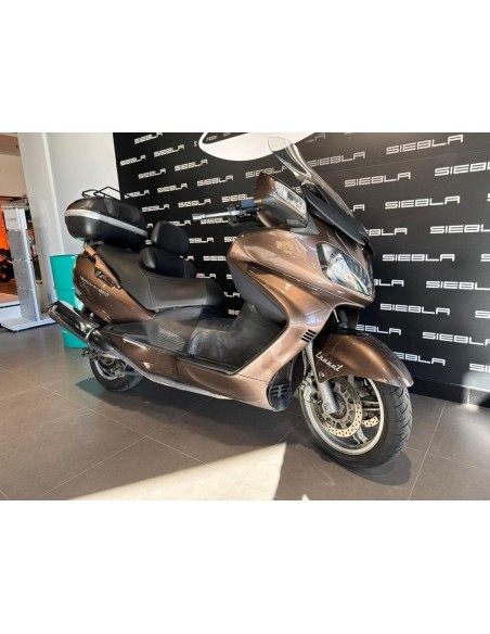 Suzuki Burgman 650 Executive 2007 | 70.241 km | Distintivo C | 3.700€