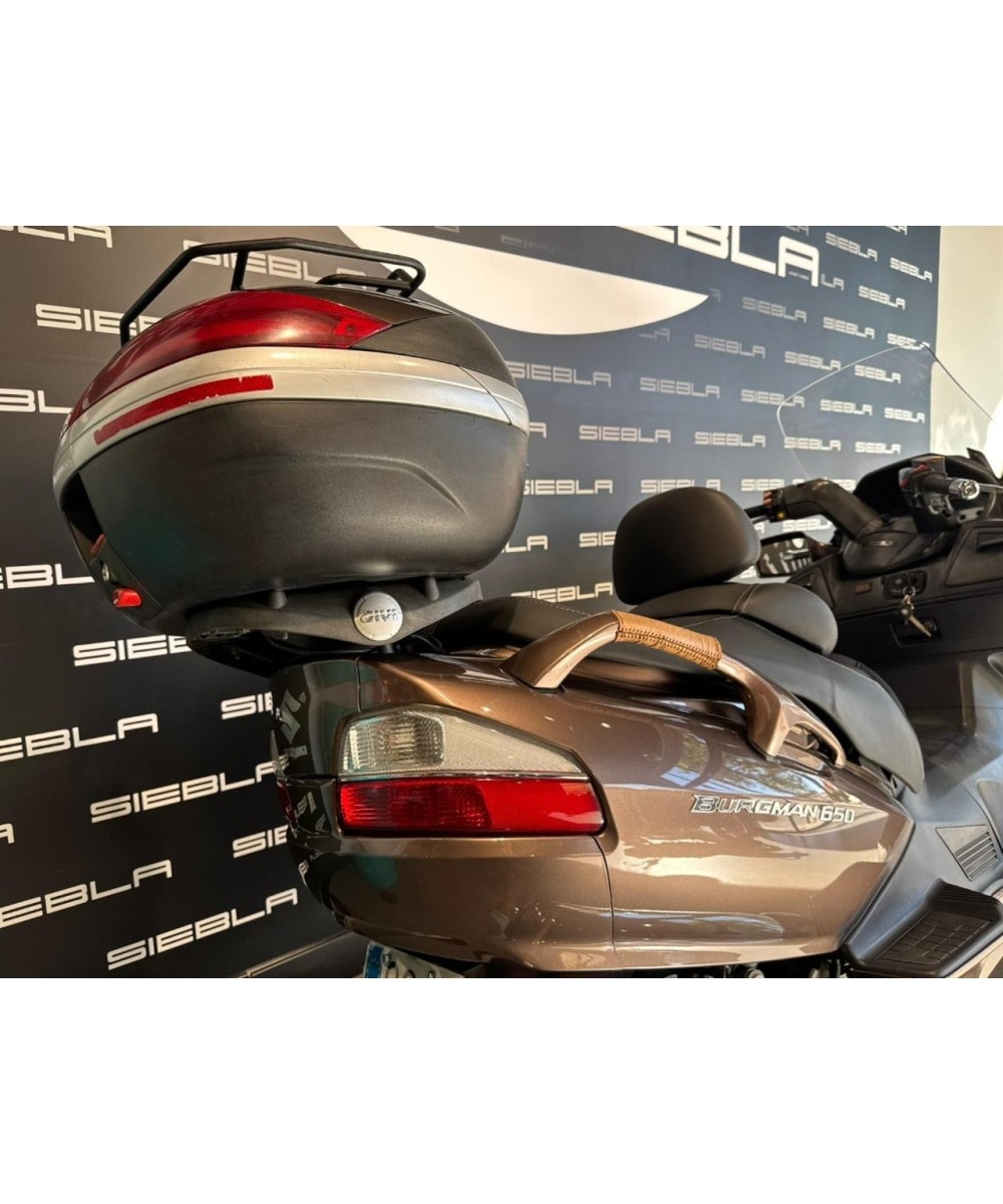 Suzuki Burgman 650 Executive 2007 | 70.241 km | Distintivo C | 3.700€