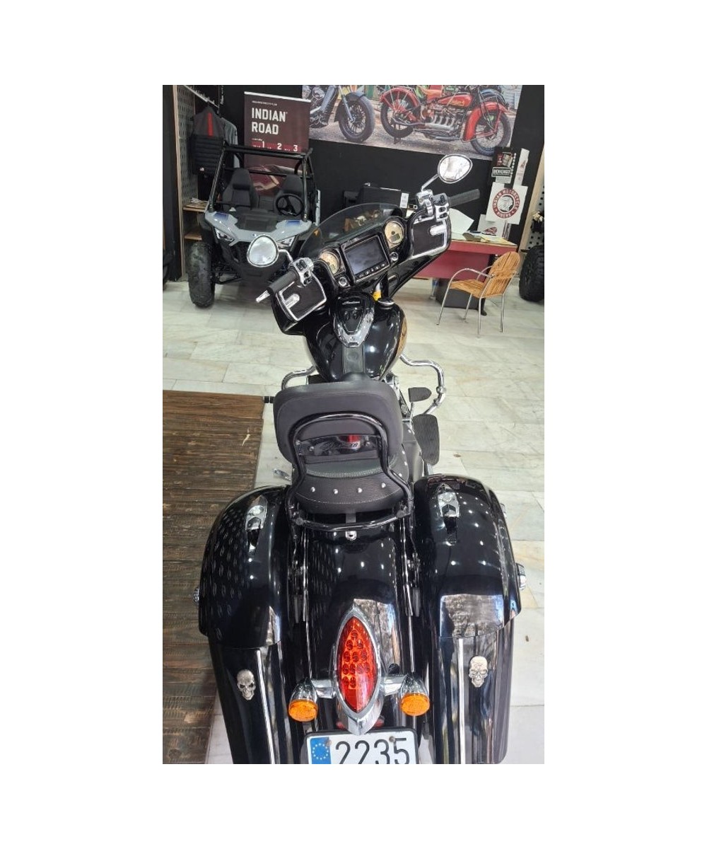 Indian Chieftain | 37,000 km | Black | €18,999