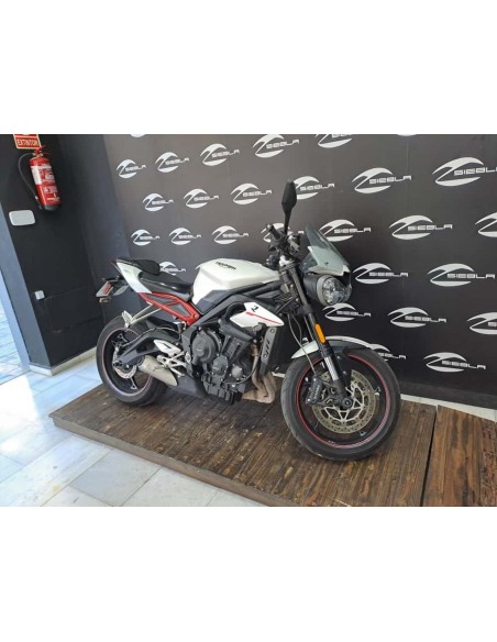 TRIUMPH STREET TRIPLE R en Siebla