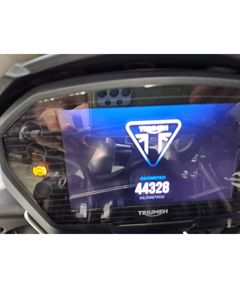 Triumph Street Triple R 2018 | 44.328 km | 765 cc | 5.599€