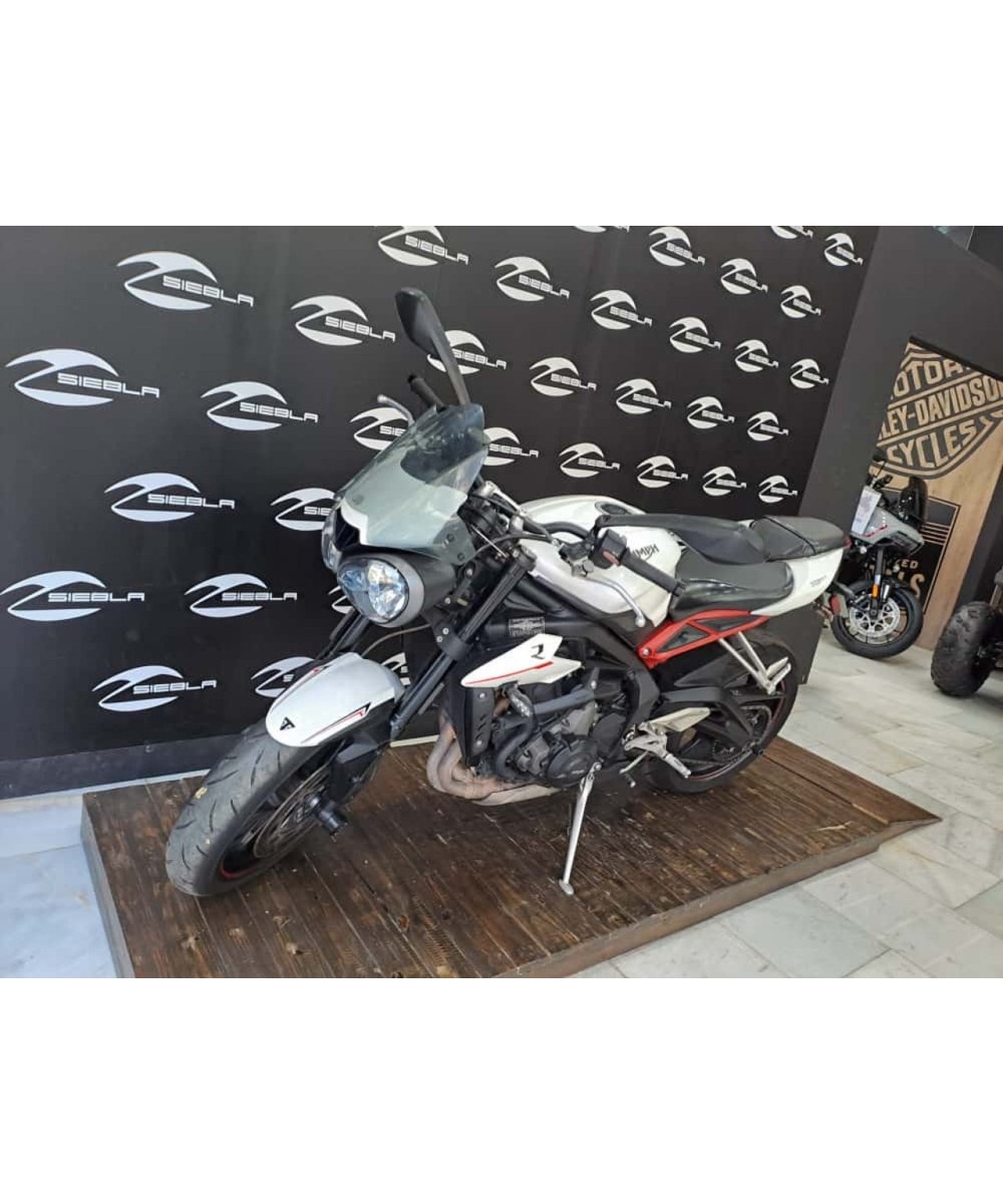 Triumph Street Triple R 2018 | 44.328 km | 765 cc | 5.599€