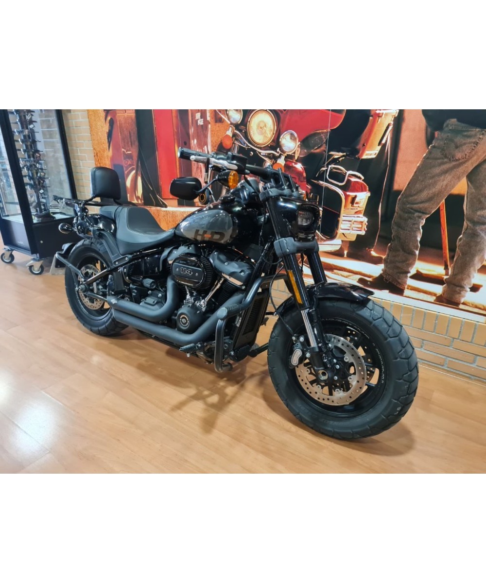 Harley‑Davidson Fat Bob 114 2024 | 20.300 km | Vance & Hines | 18.490€