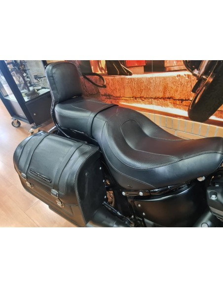 Harley‑Davidson Street Bob 2018 | 4.300 km | Milwaukee‑Eight 107 | 15.790€