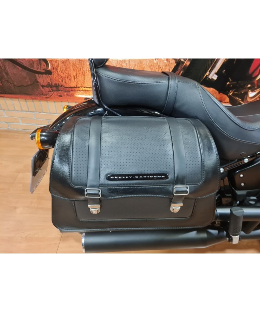 Harley‑Davidson Street Bob 2018 | 4.300 km | Milwaukee‑Eight 107 | 15.790€