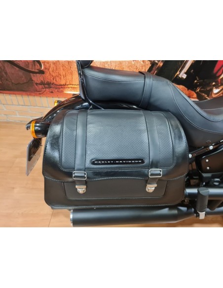 Harley‑Davidson Street Bob 2018 | 4.300 km | Milwaukee‑Eight 107 | 15.790€