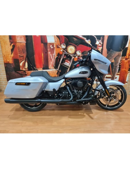 Harley‑Davidson Street Glide 2025 | Kilómetro 0 | Milwaukee‑Eight 117 | 32.990€